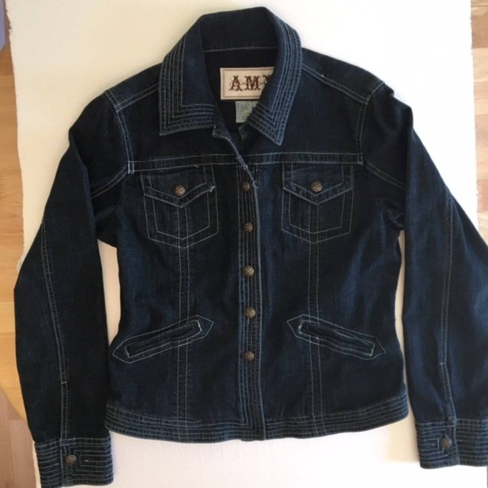 AMI Womens Blue Jean Jacket Medium